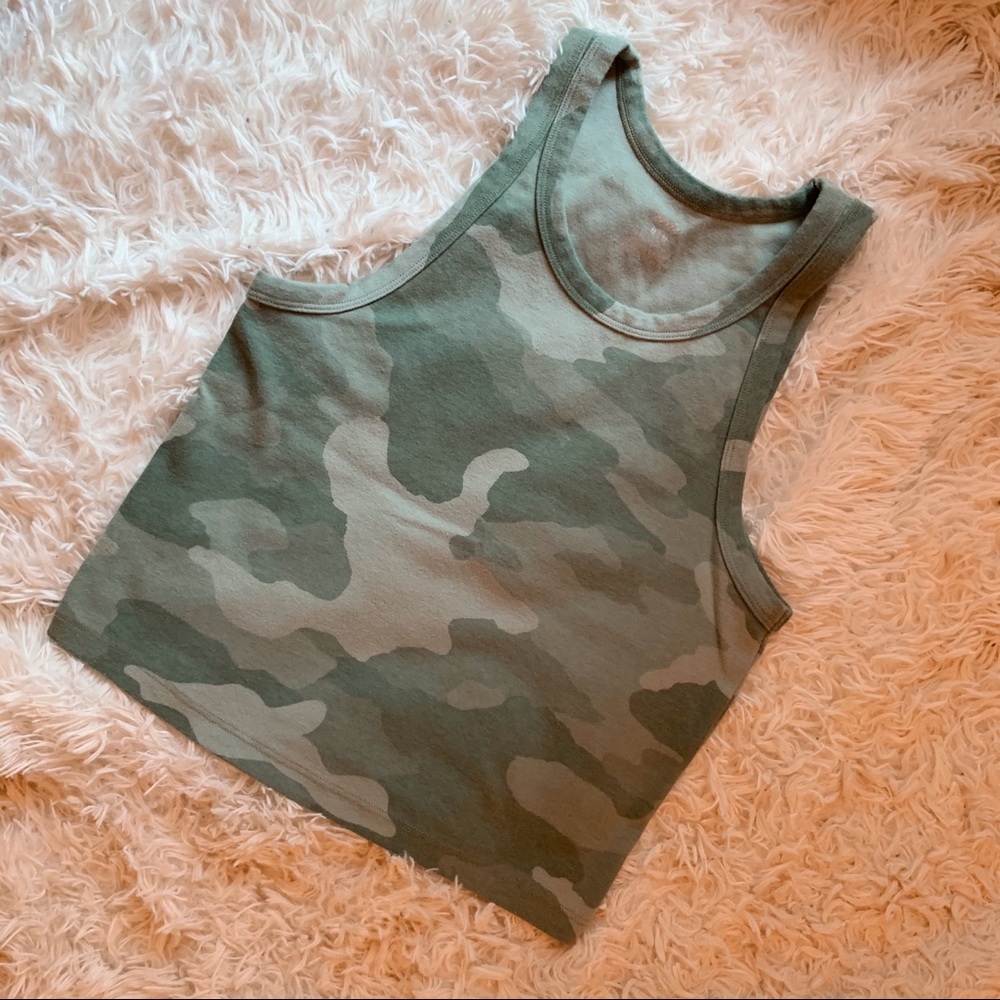 Aerie Camo Crop Top🌿